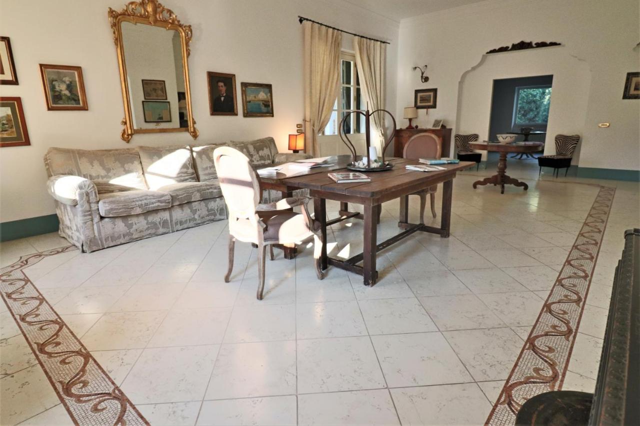 レッチェ Relais Delle Rose Bed & Breakfast エクステリア 写真