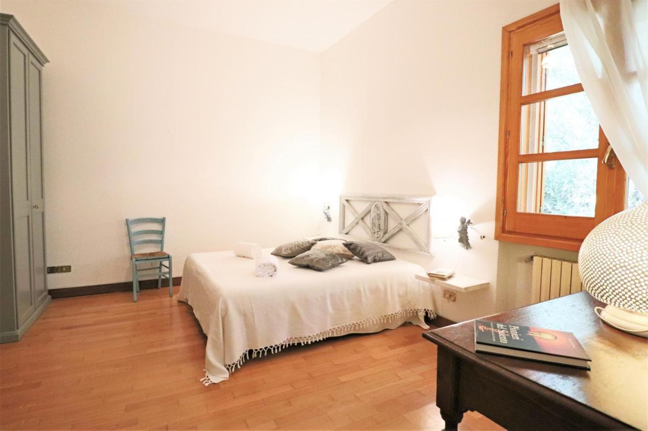 レッチェ Relais Delle Rose Bed & Breakfast エクステリア 写真