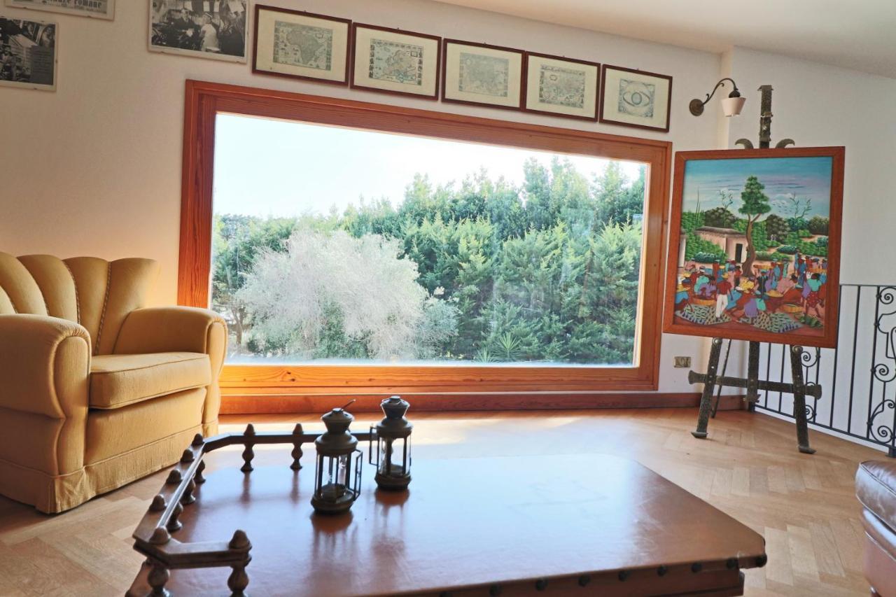 レッチェ Relais Delle Rose Bed & Breakfast エクステリア 写真