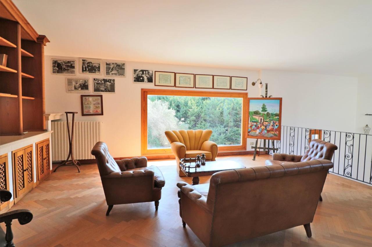 レッチェ Relais Delle Rose Bed & Breakfast エクステリア 写真